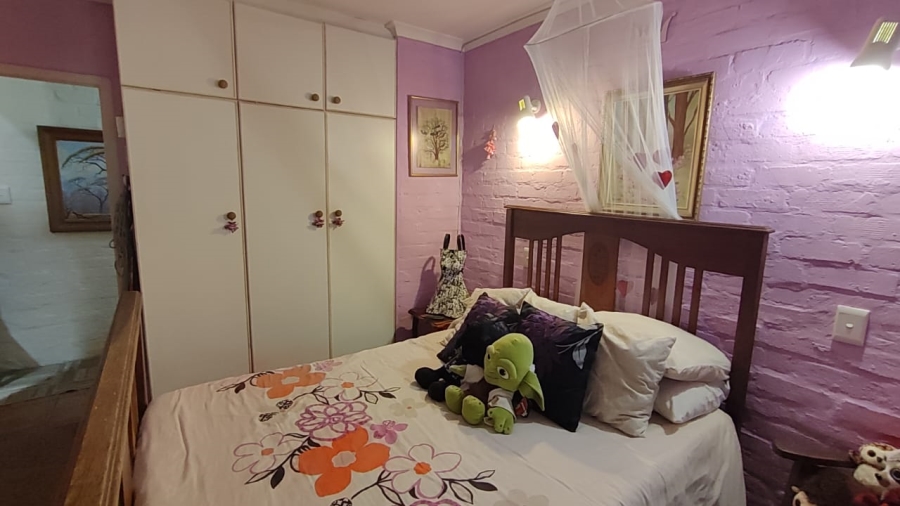 3 Bedroom Property for Sale in Stilbaai Wes Western Cape